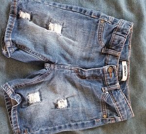 DKNY little girls shorts size 6